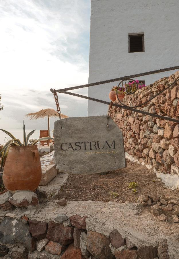 Castrum Traditional Sunset Suites Plaka  ภายนอก รูปภาพ