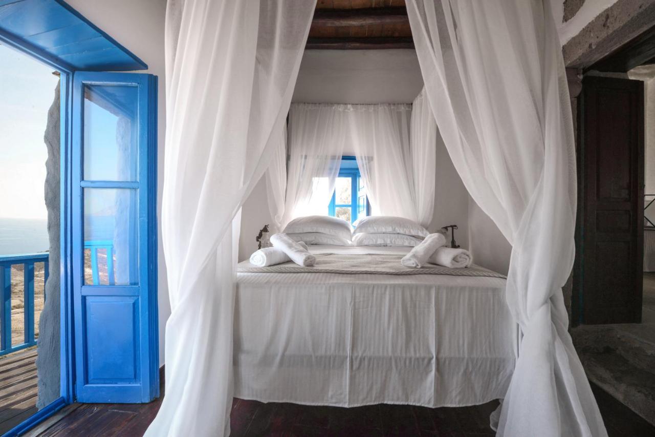 Castrum Traditional Sunset Suites Plaka  ภายนอก รูปภาพ