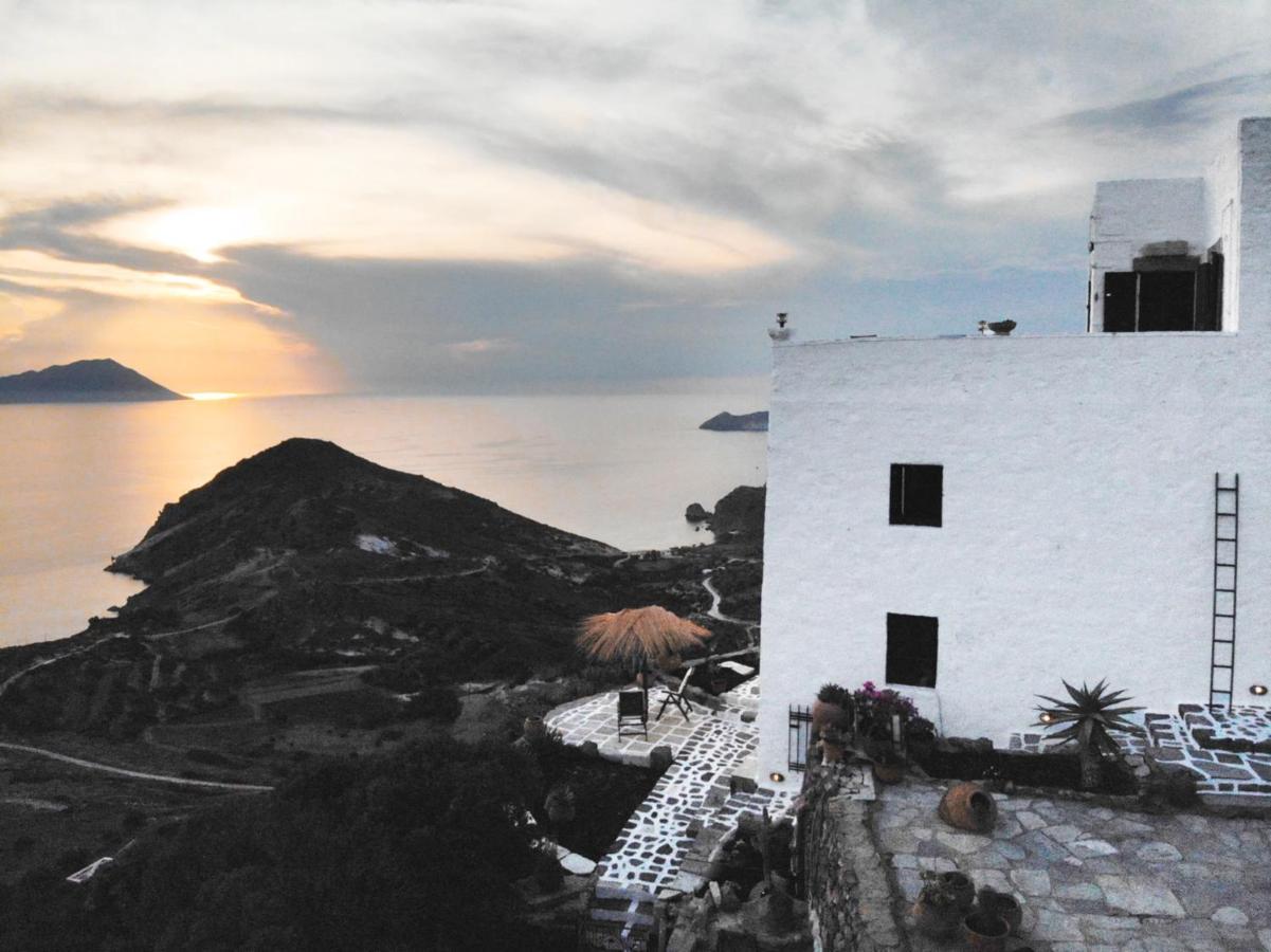 Castrum Traditional Sunset Suites Plaka  ภายนอก รูปภาพ