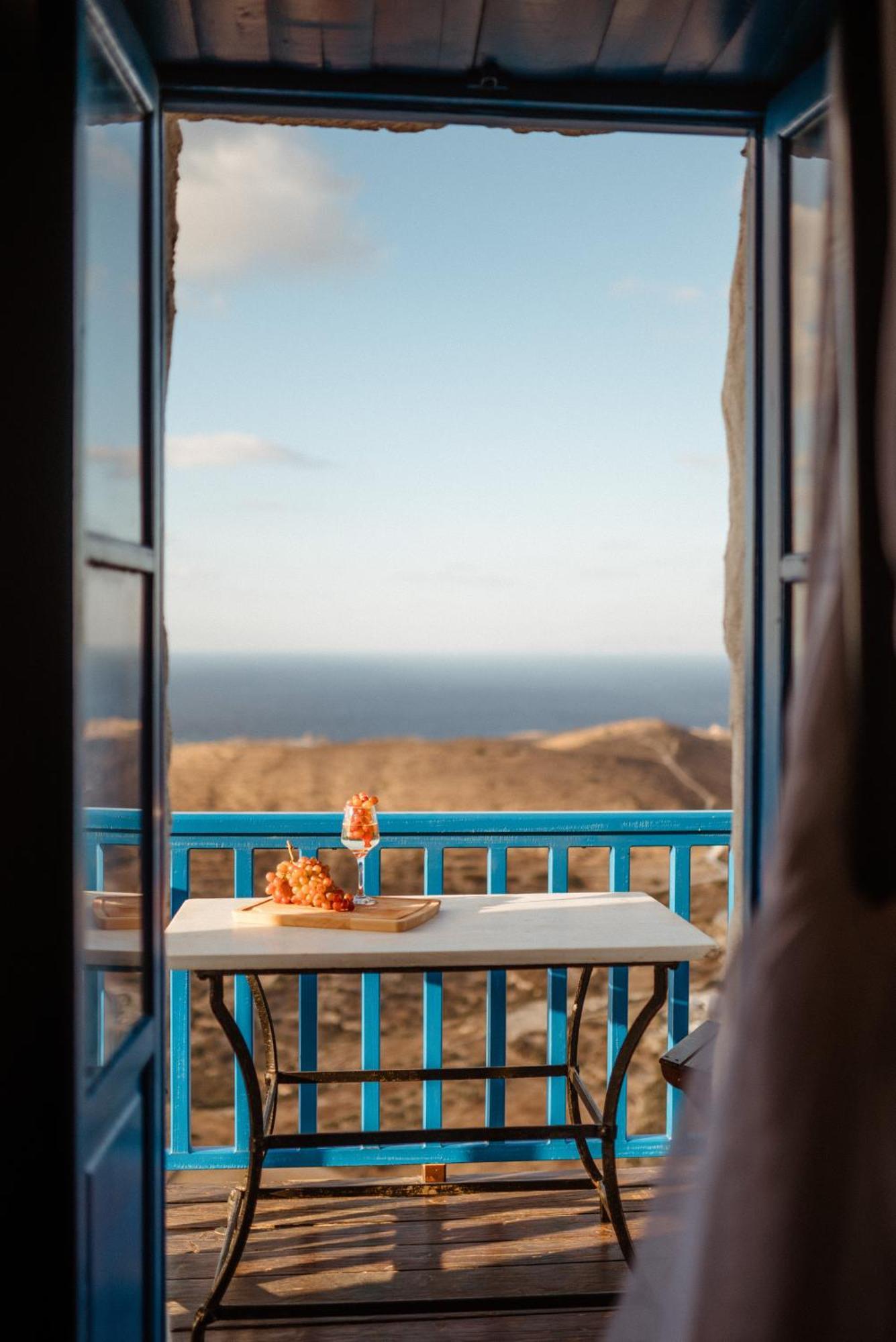 Castrum Traditional Sunset Suites Plaka  ภายนอก รูปภาพ