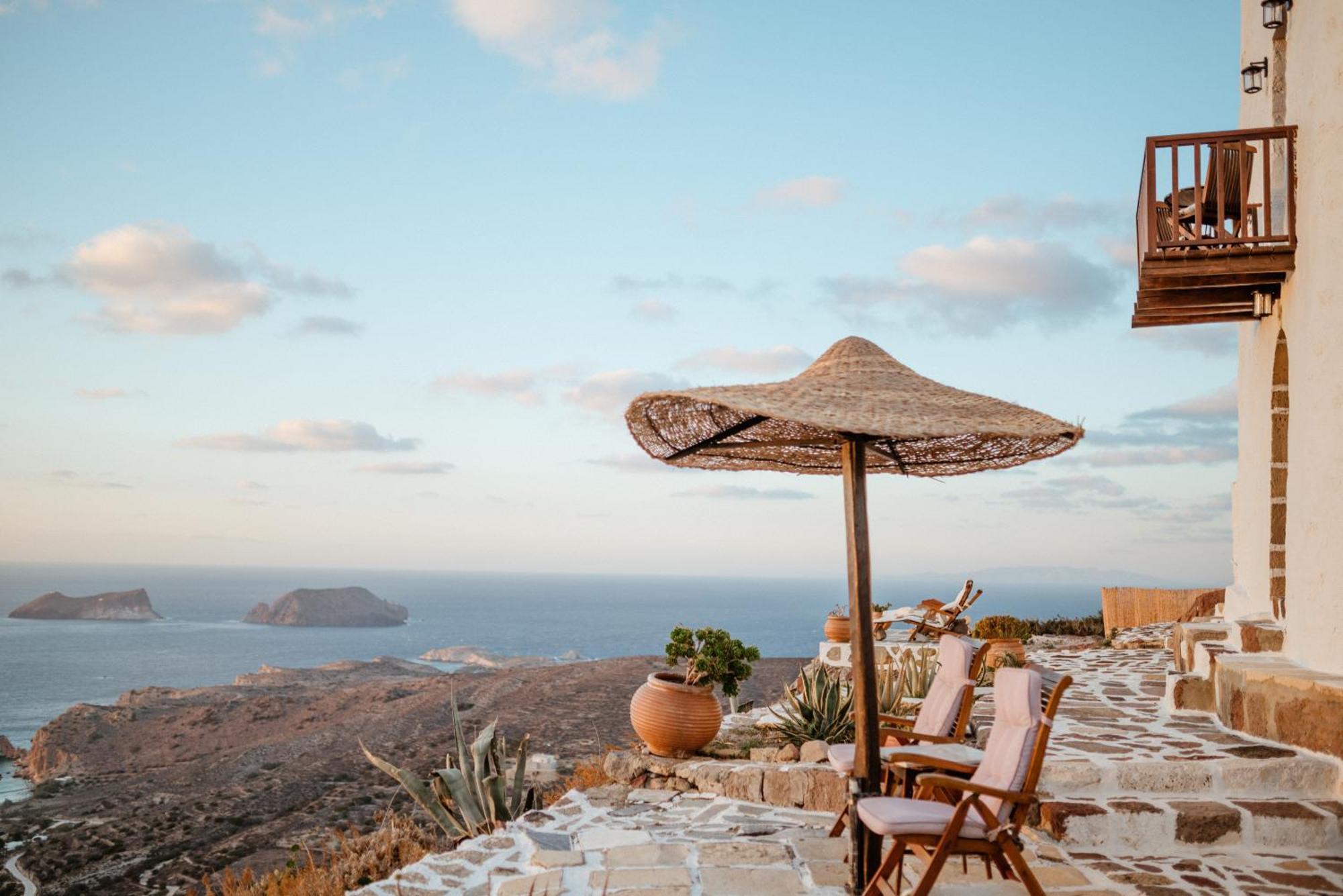 Castrum Traditional Sunset Suites Plaka  ภายนอก รูปภาพ